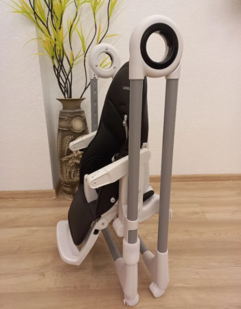 Стул для кормления Luxmom Q1 Черный