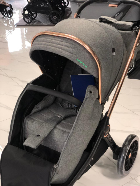 Коляска прогулочная Luxmom 788 Темно-серый