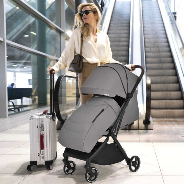 Коляска прогулочная Pituso Matrix Graphite