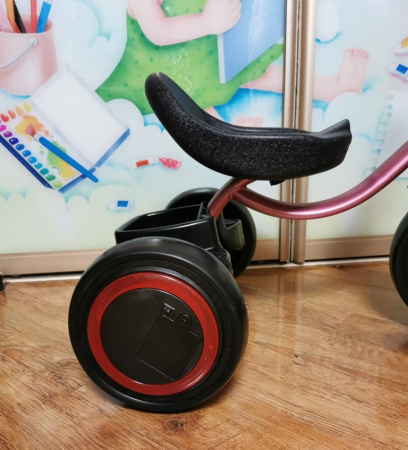 Велосипед трехколесный. Розовый. 568