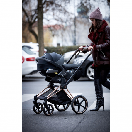 Автокресло 0-13кг Cybex Cloud Z2 i-Size Plus Deep black