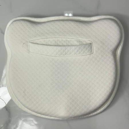 Подушка анатомическая для новорожденного Мишка