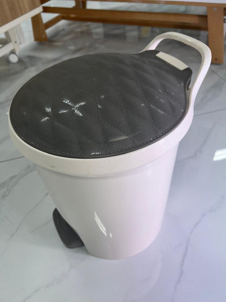 Ведро мусорное круглое, серая крышка