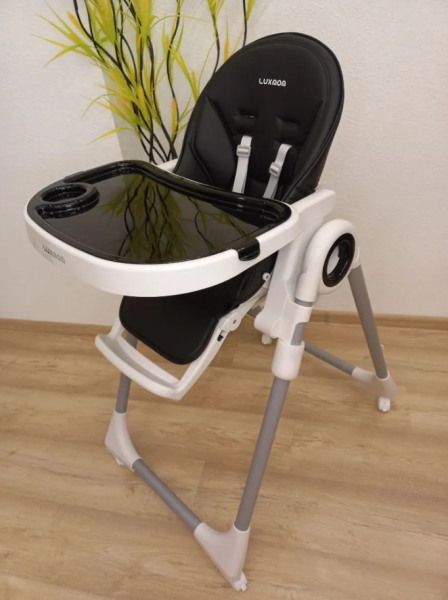 Стул для кормления Luxmom Q1 Черный