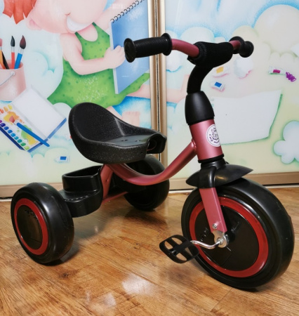 Велосипед трехколесный. Розовый. 568