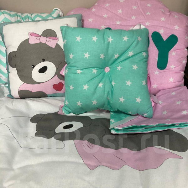 Комплект в прямоугольную кроватку Мишка на подушке